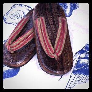 ‼️Japanese Wooden Clogs